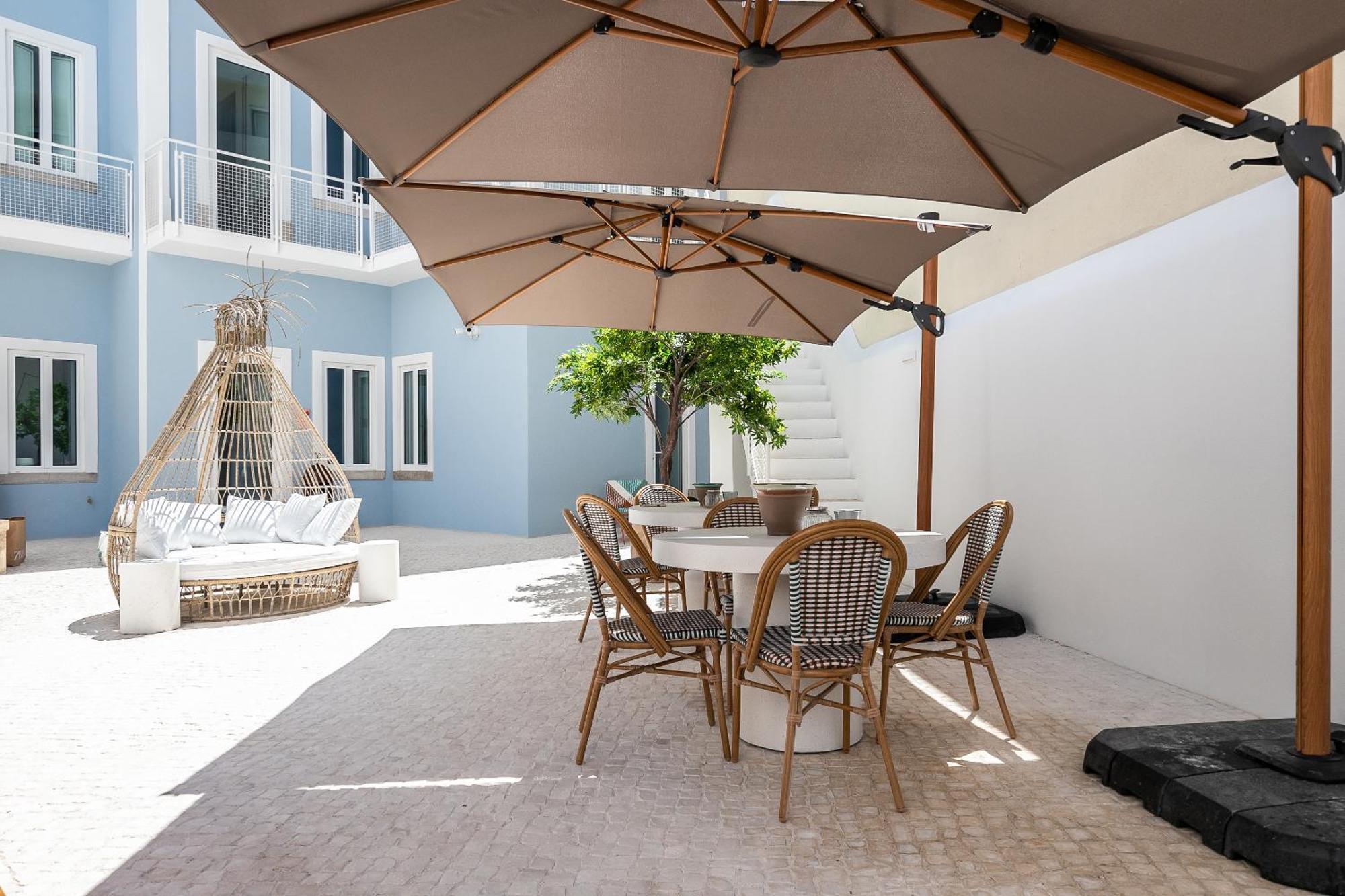 Dona Simone Boutique Suites & Studios - By @ Rita'S Place FAO Exteriér fotografie
