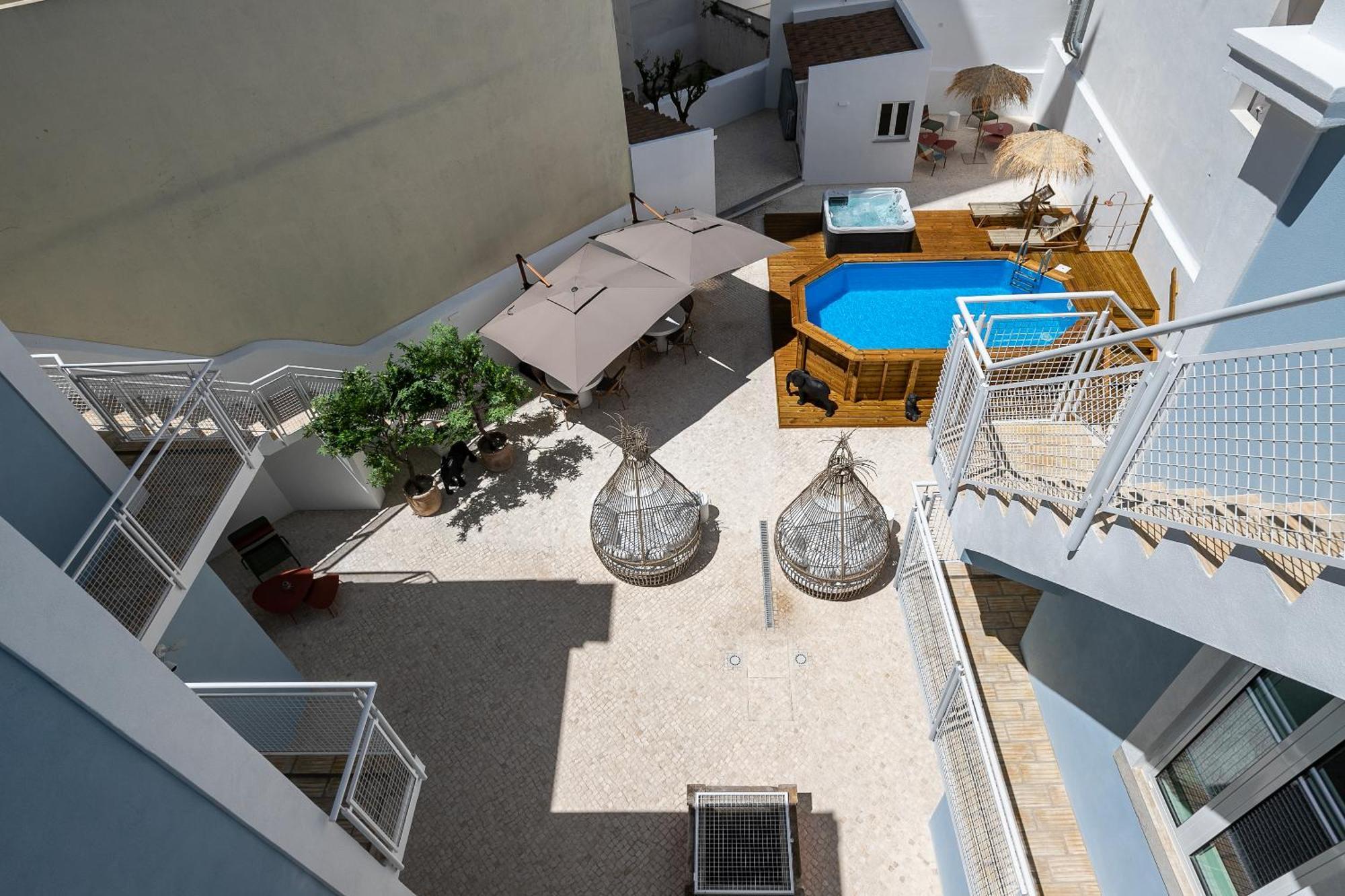 Dona Simone Boutique Suites & Studios - By @ Rita'S Place FAO Exteriér fotografie